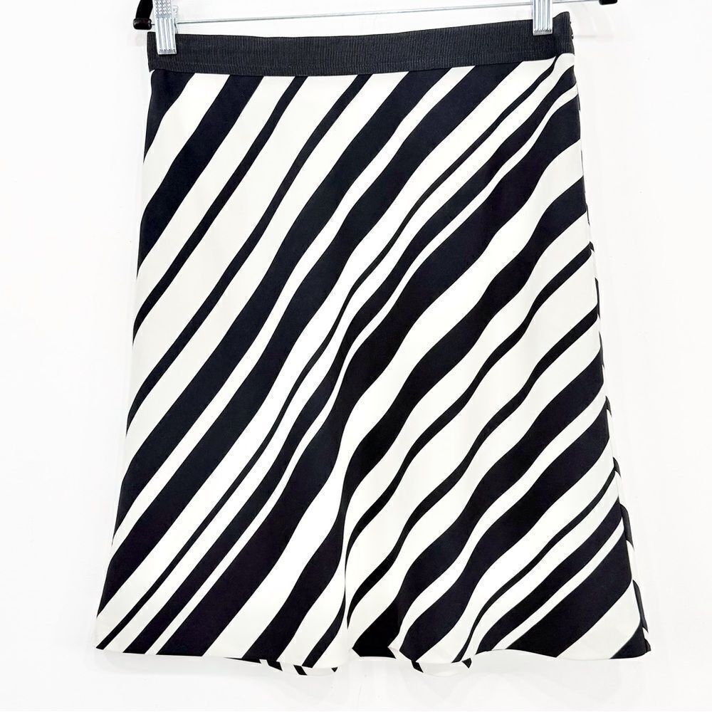 Ann Taylor Blue Black Ivory Diagonal Stripe A Line Flowy Skirt